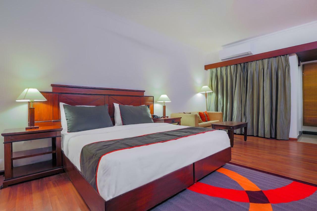 Hotel Collection O 40310 Devasthali Majorda Esterno foto