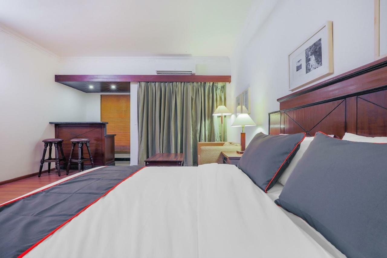 Hotel Collection O 40310 Devasthali Majorda Esterno foto
